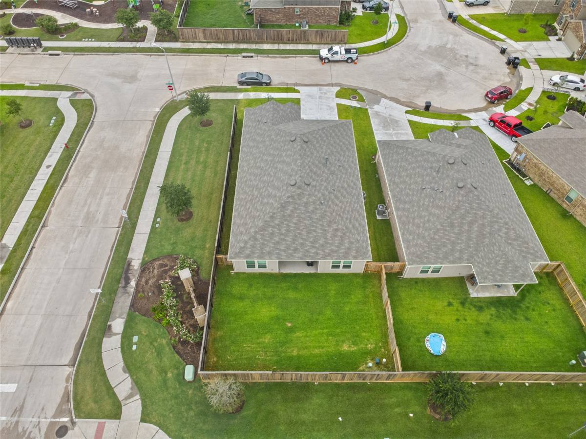 Apartment for rent at 3111 Freiberger Lane, Alvin, TX 77511