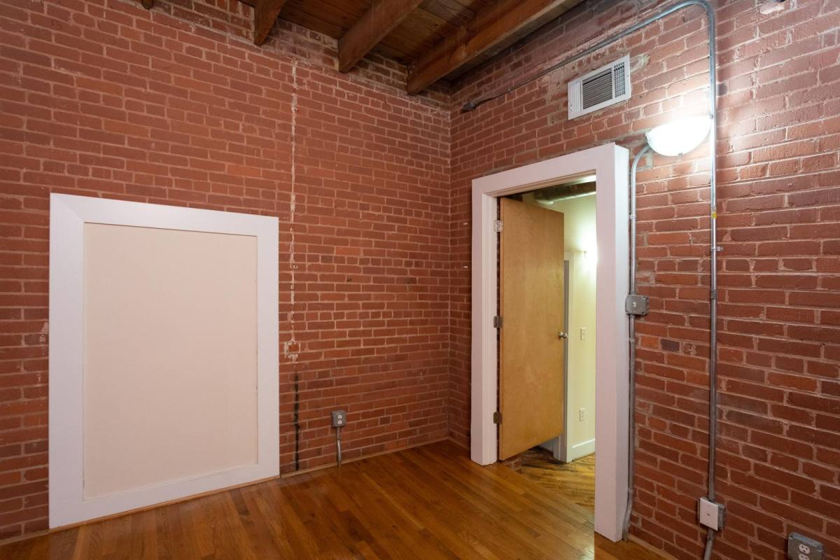 Apartment for rent at 1201 W Clay St, Richmond, VA 23220