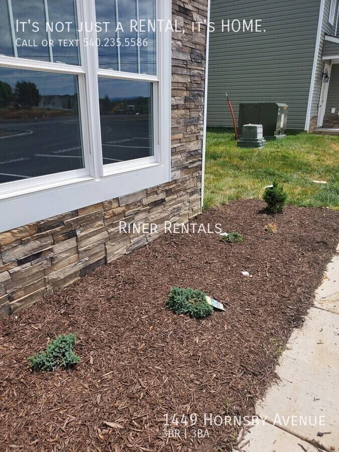 Townhouse for rent at 1449 Hornsby Ave, Harrisonburg, VA 22801