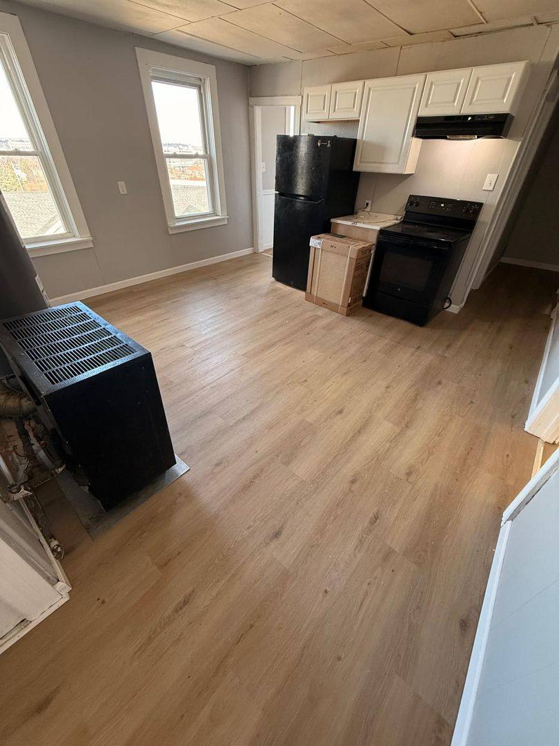 Apartment for rent at 273 Grafton St, Worcester, MA 01604