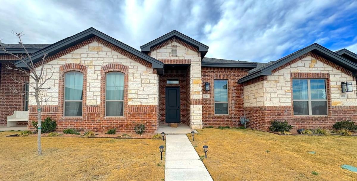 Townhouse for rent at 5302 Kilyn Court, Midland, TX 79703