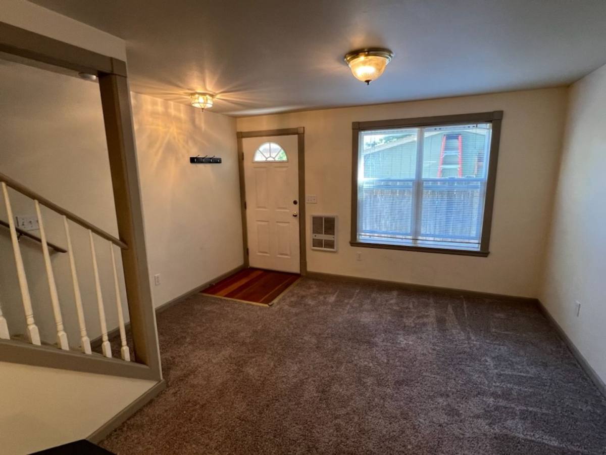 Townhouse for rent at 301 Sullivan St, Cashmere, WA 98815