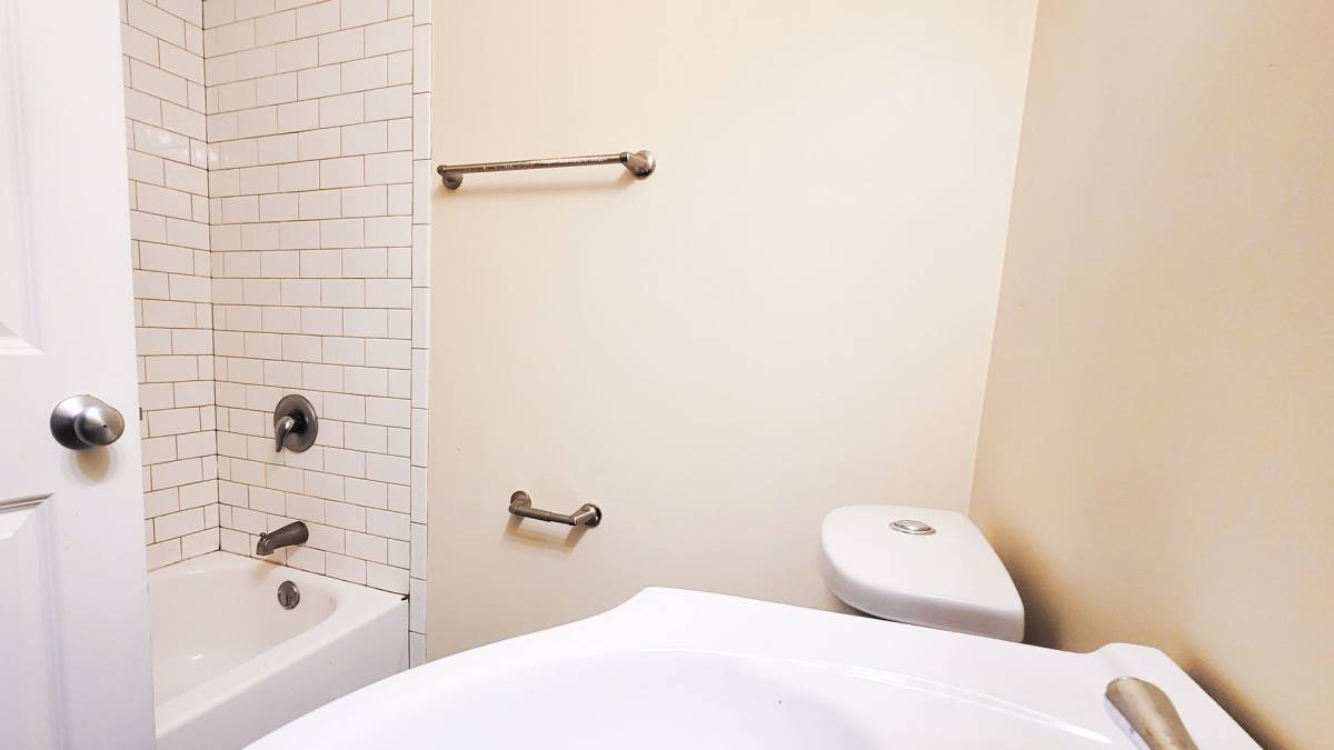 Apartment for rent at 3222 S Aberdeen, Chicago, IL 60608