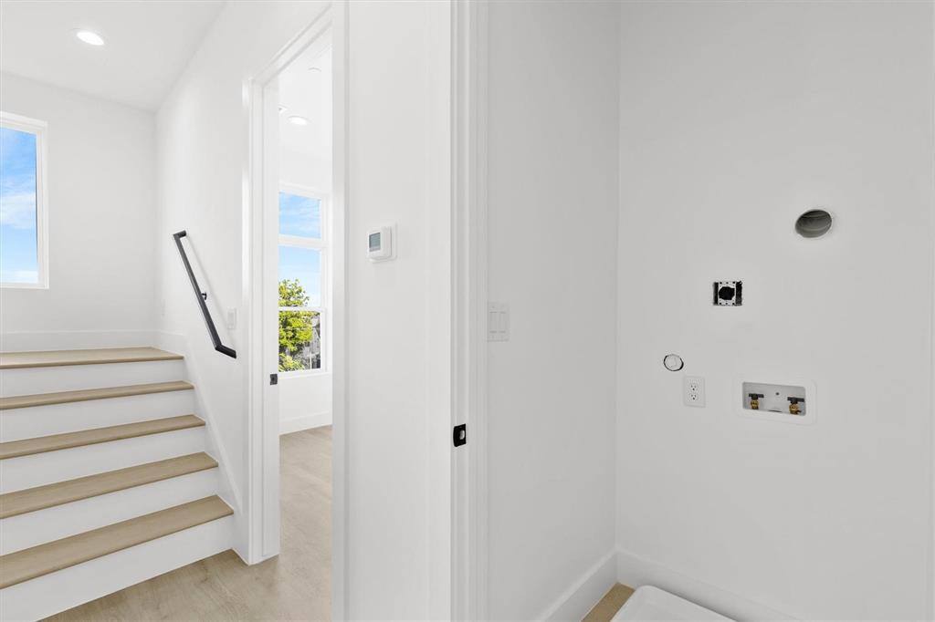 Townhouse for rent at 727 W 10th St #108, Dallas, TX 75208
