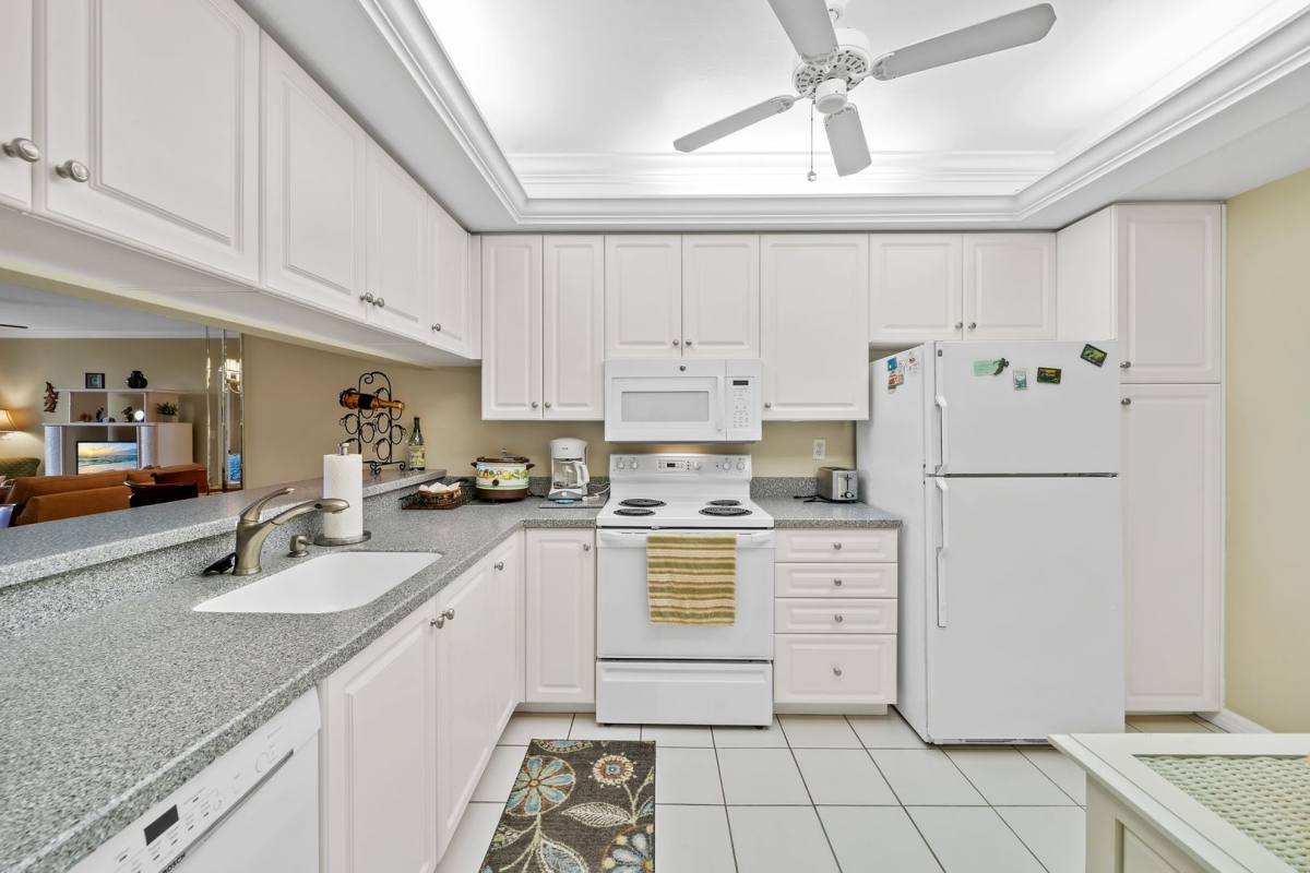 Apartment for rent at 14771 Hole In #1, Fort Myers, FL 33919