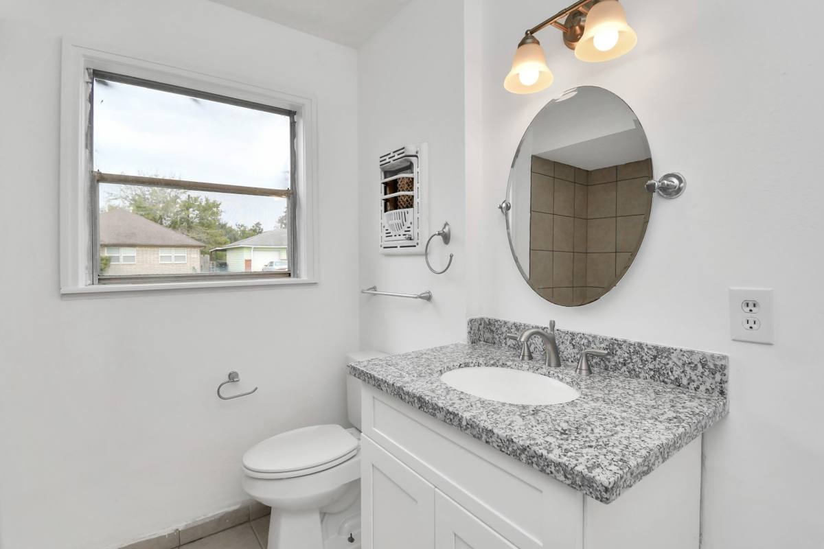 Apartment for rent at 8534 Fillmore St, Houston, TX 77029