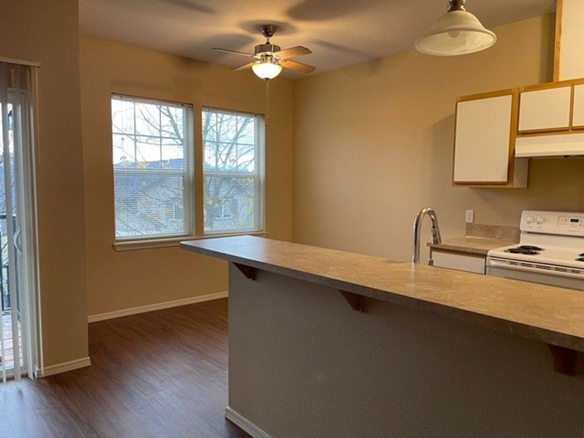 Apartment for rent at 2850 SW 2nd St, McMinnville, OR 97128