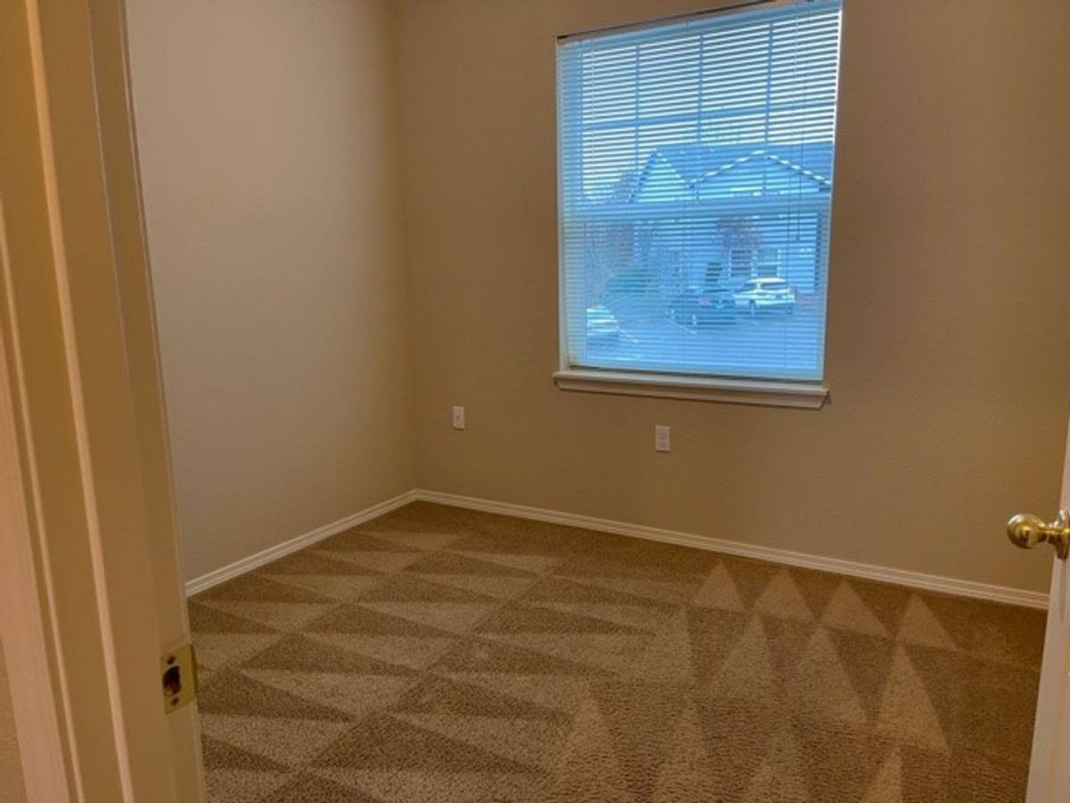 Apartment for rent at 2850 SW 2nd St, McMinnville, OR 97128