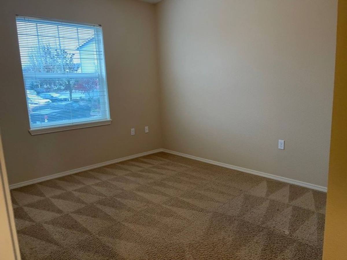 Apartment for rent at 2850 SW 2nd St, McMinnville, OR 97128
