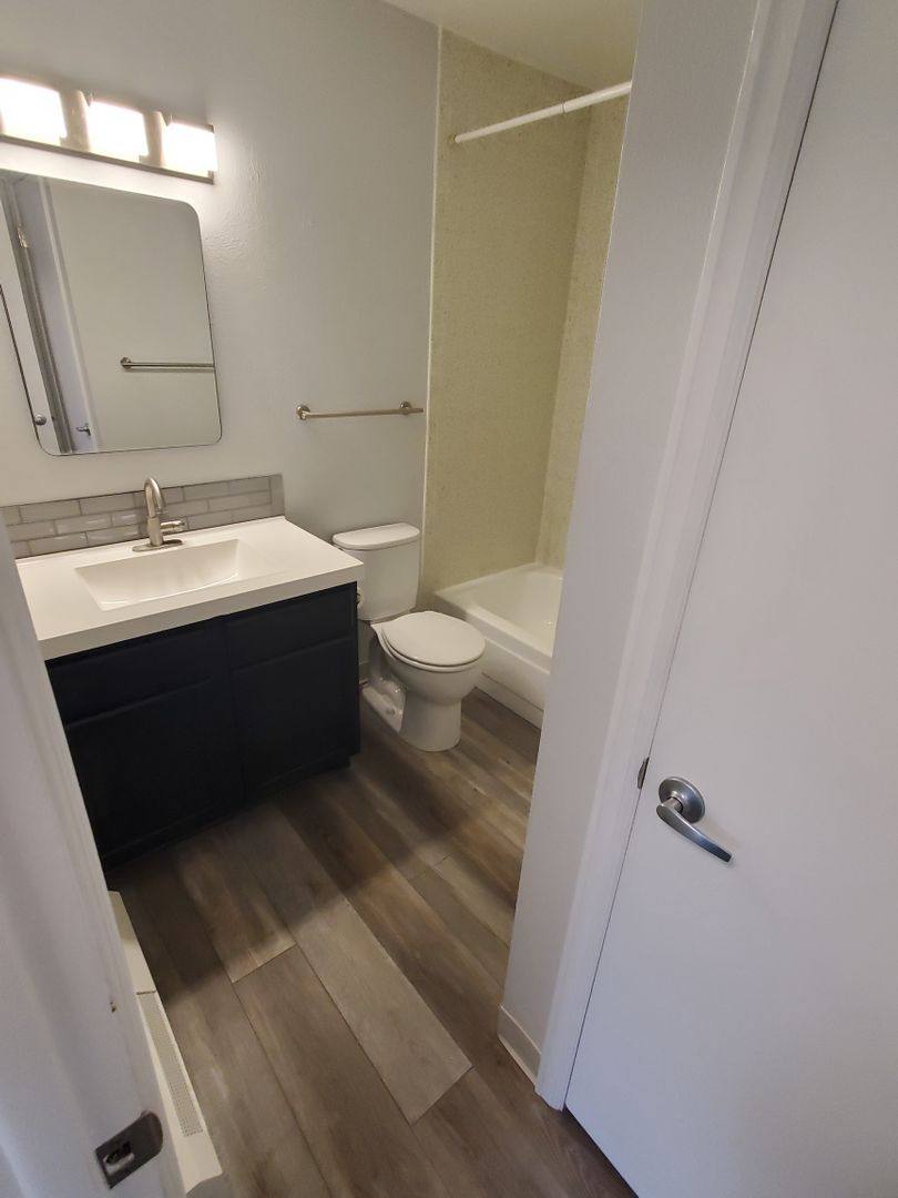 Apartment for rent at 645 Manhattan Place, Boulder, CO 80303