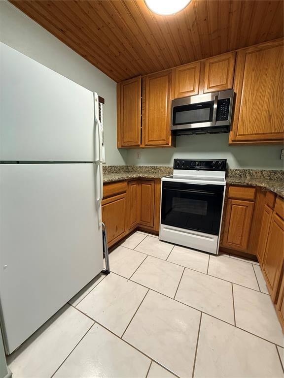 Condo for rent at 100 E Kentucky Ave #100A6, Deland, FL 32724