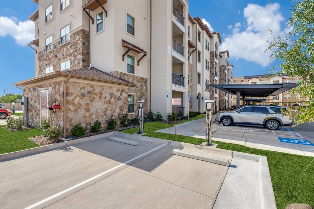 Apartment for rent at Palladium McKinney, 2656 Virginia Parkway, McKinney, TX 75071