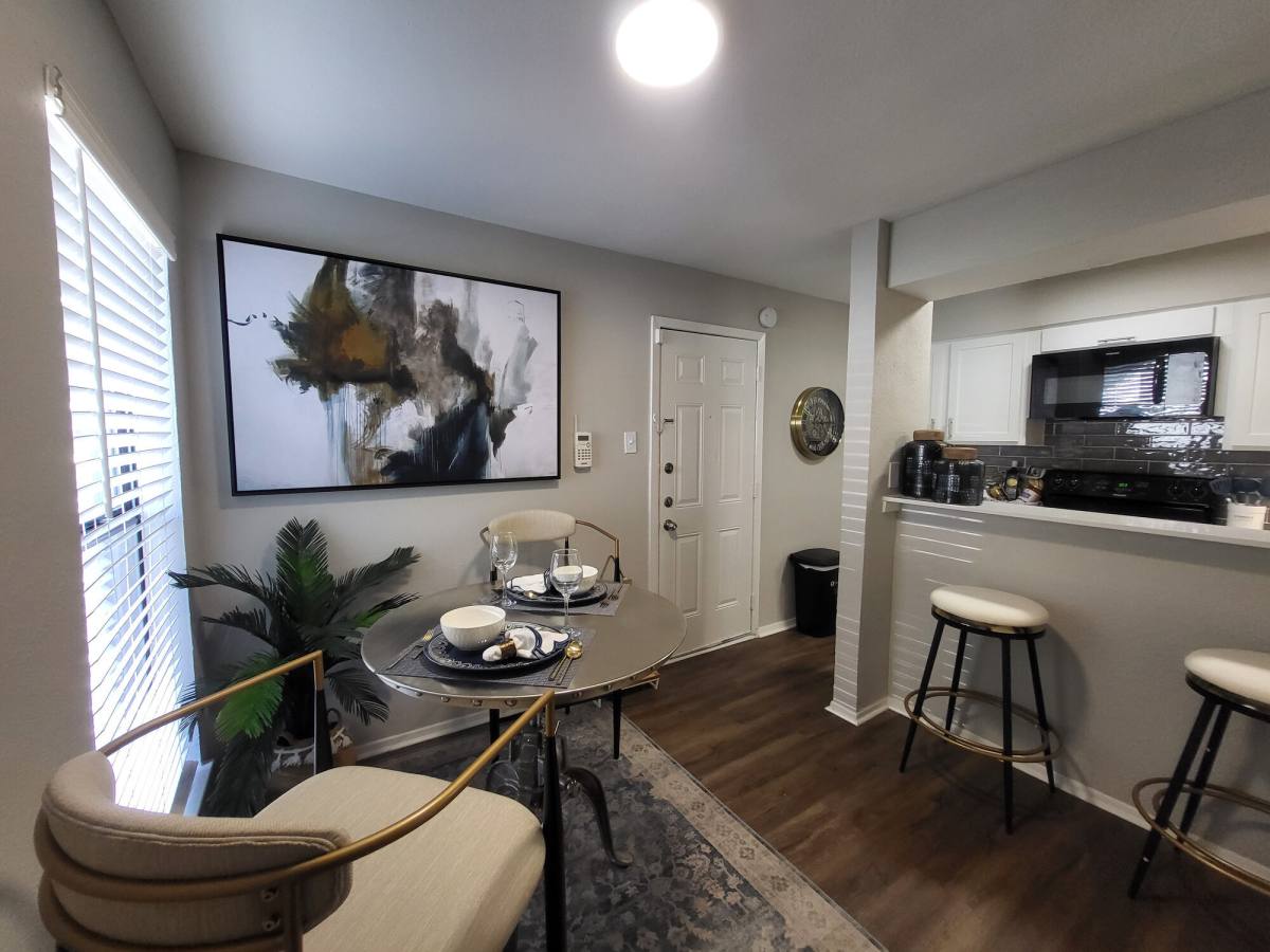 Apartment for rent at Lavera at Lake Highlands, 9842 Audelia Rd, Dallas, TX 75238