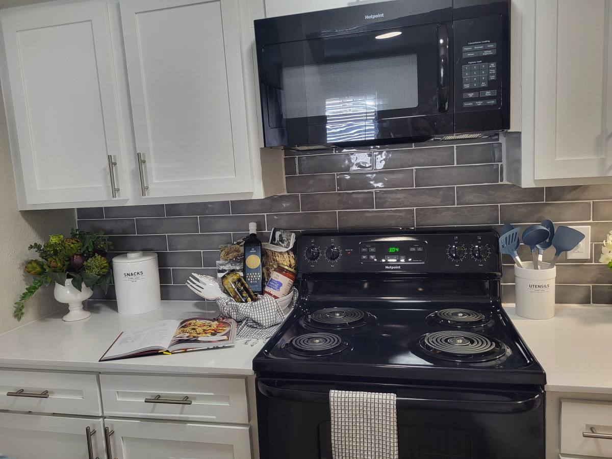 Apartment for rent at Lavera at Lake Highlands, 9842 Audelia Rd, Dallas, TX 75238