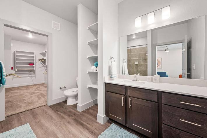 Apartment for rent at Prairie Gate Community Phase II, 3930 Westcliff Rd, Grand Prairie, TX 75052