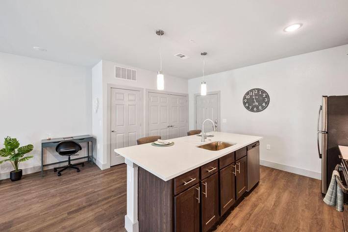 Apartment for rent at Prairie Gate Community Phase II, 3930 Westcliff Rd, Grand Prairie, TX 75052