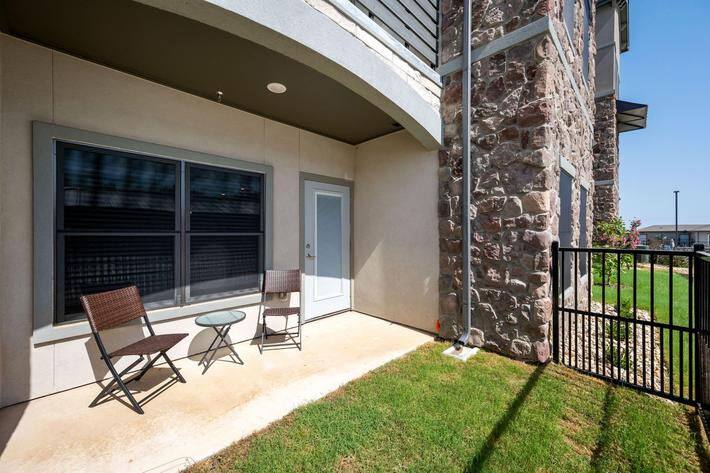 Apartment for rent at Prairie Gate Community Phase II, 3930 Westcliff Rd, Grand Prairie, TX 75052