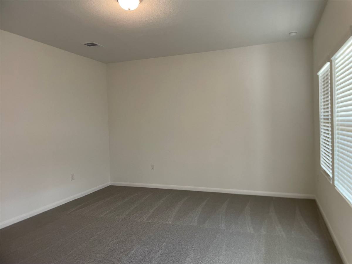 Apartment for rent at 314 Ashby Dr #314, Hutto, TX 78634