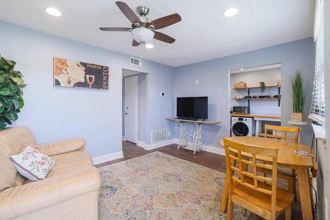 Condo for rent at 2401 Manor Rd #204, Austin, TX 78722