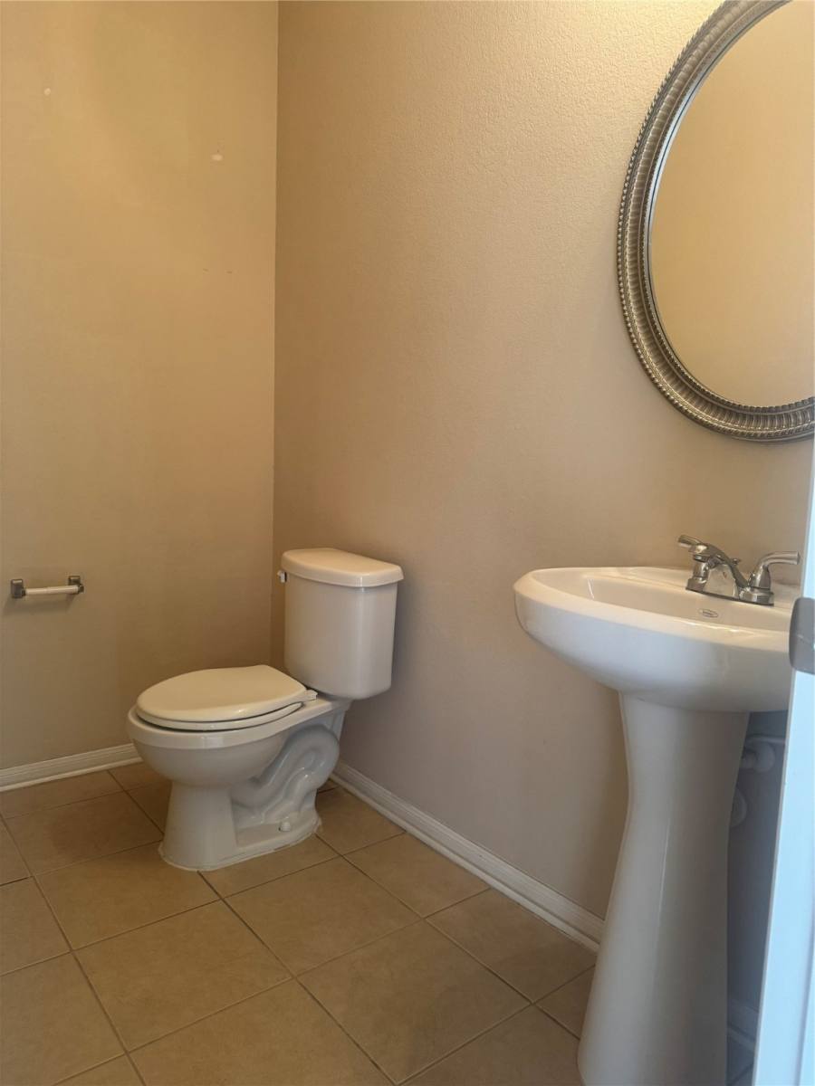 Apartment for rent at 3231 Barton Sky Lane, Humble, TX 77396