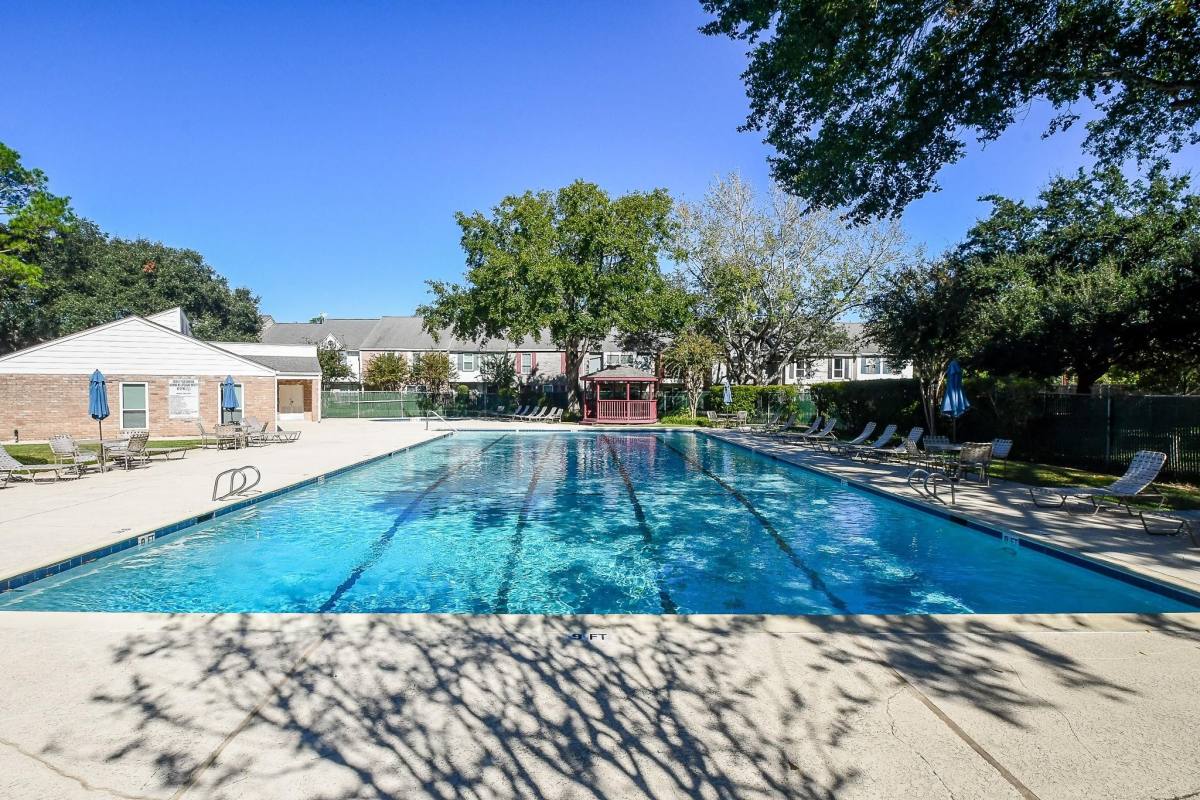Townhouse for rent at 10378 Briar Forest Dr #1037832 5, Houston, TX 77042