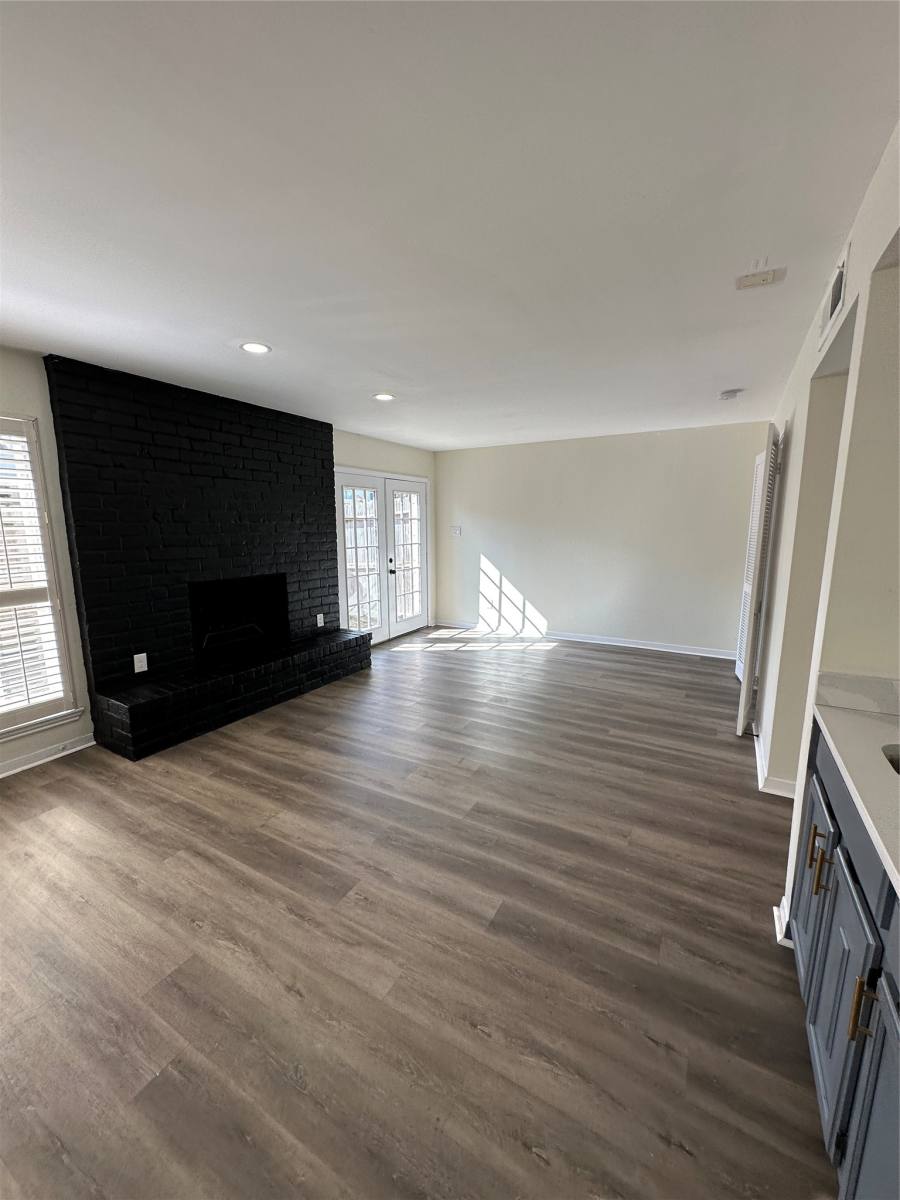 Townhouse for rent at 10378 Briar Forest Dr #1037832 5, Houston, TX 77042
