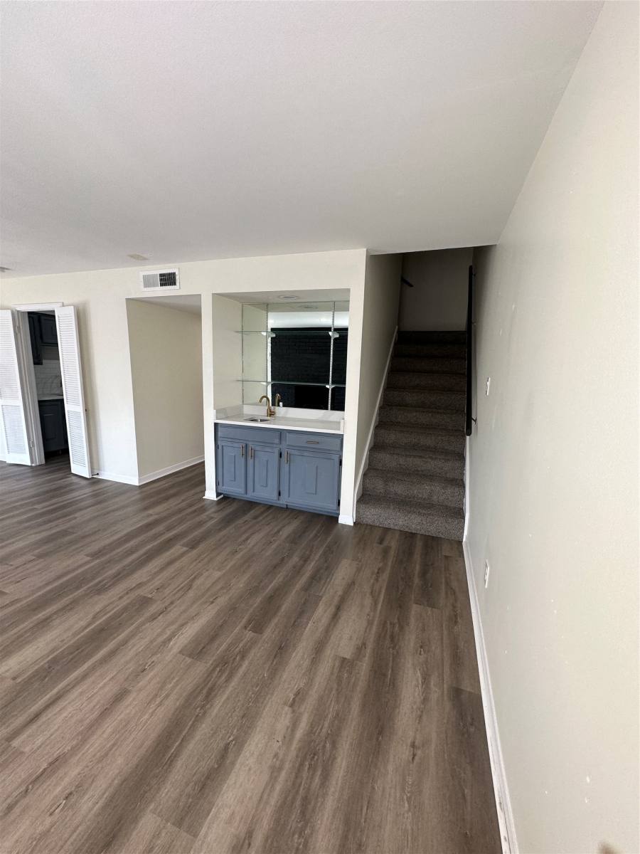 Townhouse for rent at 10378 Briar Forest Dr #1037832 5, Houston, TX 77042