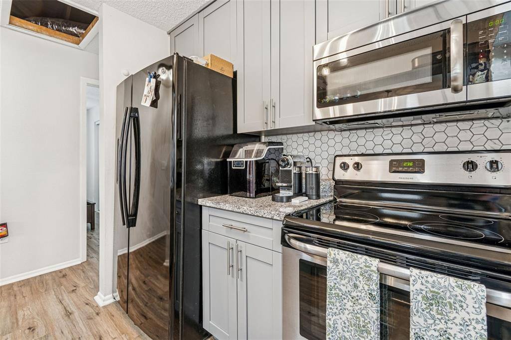 Apartment for rent at 2101 W Cherry St, Tampa, FL 33607