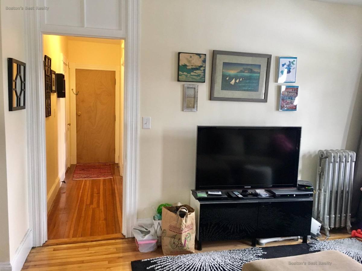 House for rent at 384 Washington St #4, Brighton, MA 02135