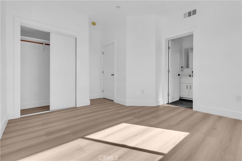 Townhouse for rent at 1571 Ricardo St #2, Los Angeles, CA 90033