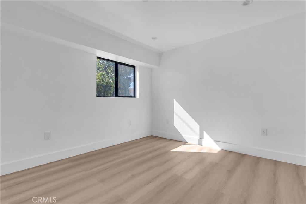 Townhouse for rent at 1571 Ricardo St #2, Los Angeles, CA 90033