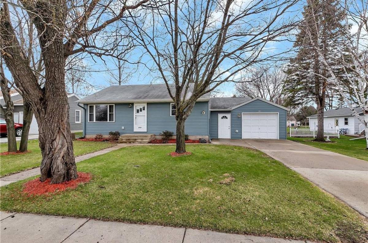 House for rent at 212 E Minnesota St, Saint Joseph, MN 56374