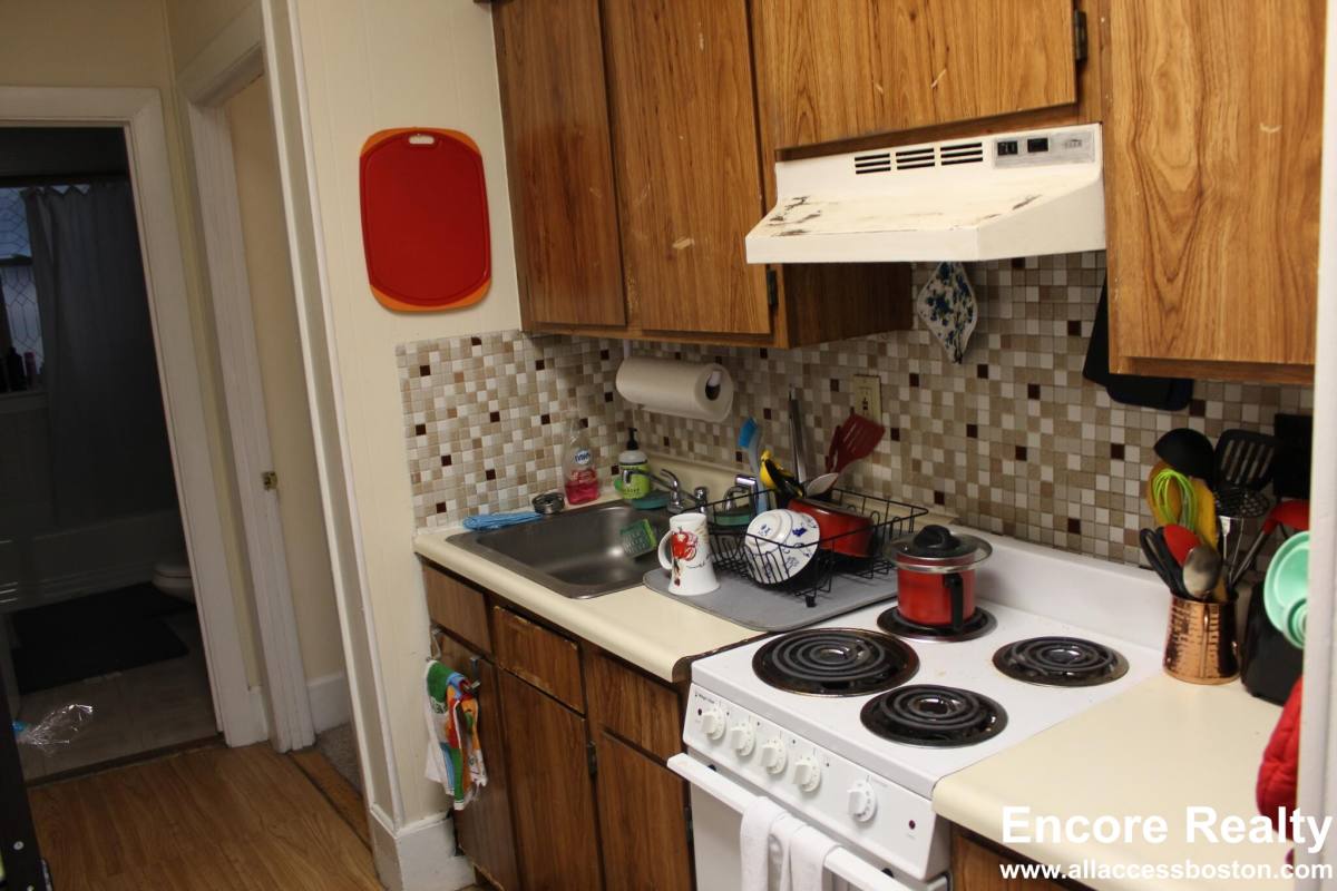 Apartment for rent at 879 Beacon St #22, Boston, MA 02215