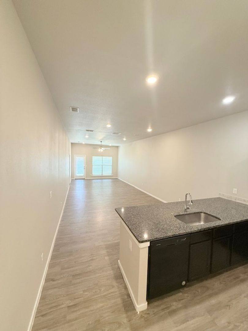 Apartment for rent at 9707 Saratoga Ave, Lubbock, TX 79424