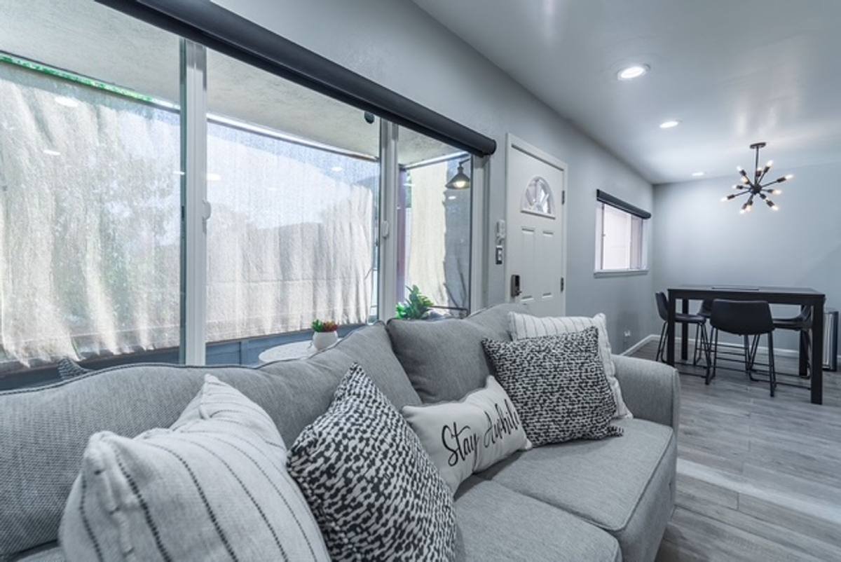 Condo for rent at 350 E Desert Inn, Las Vegas, NV 89109