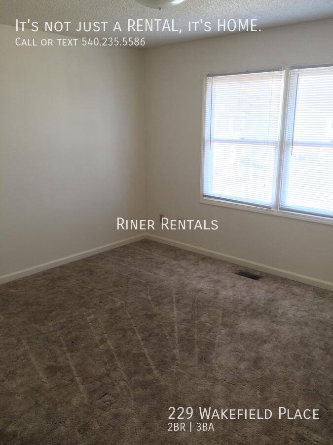 Townhouse for rent at 229 Wakefield Place, Harrisonburg, VA 22801