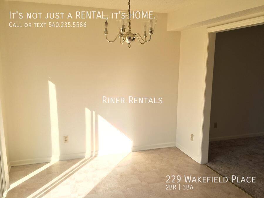 Townhouse for rent at 229 Wakefield Place, Harrisonburg, VA 22801