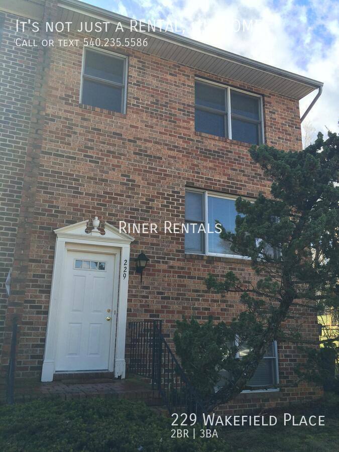 Townhouse for rent at 229 Wakefield Place, Harrisonburg, VA 22801