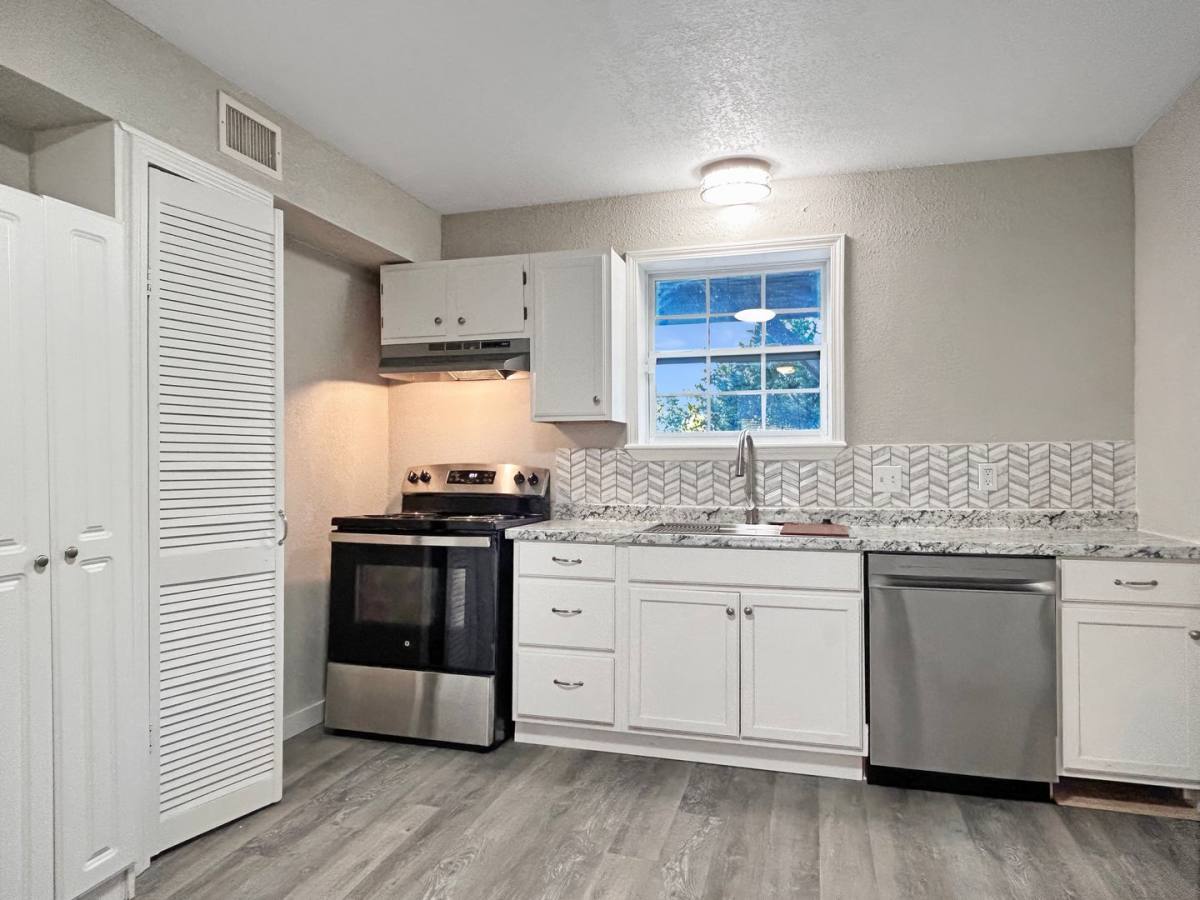 Apartment for rent at 721 Ramblewood Dr, Canyon Lake, TX 78133