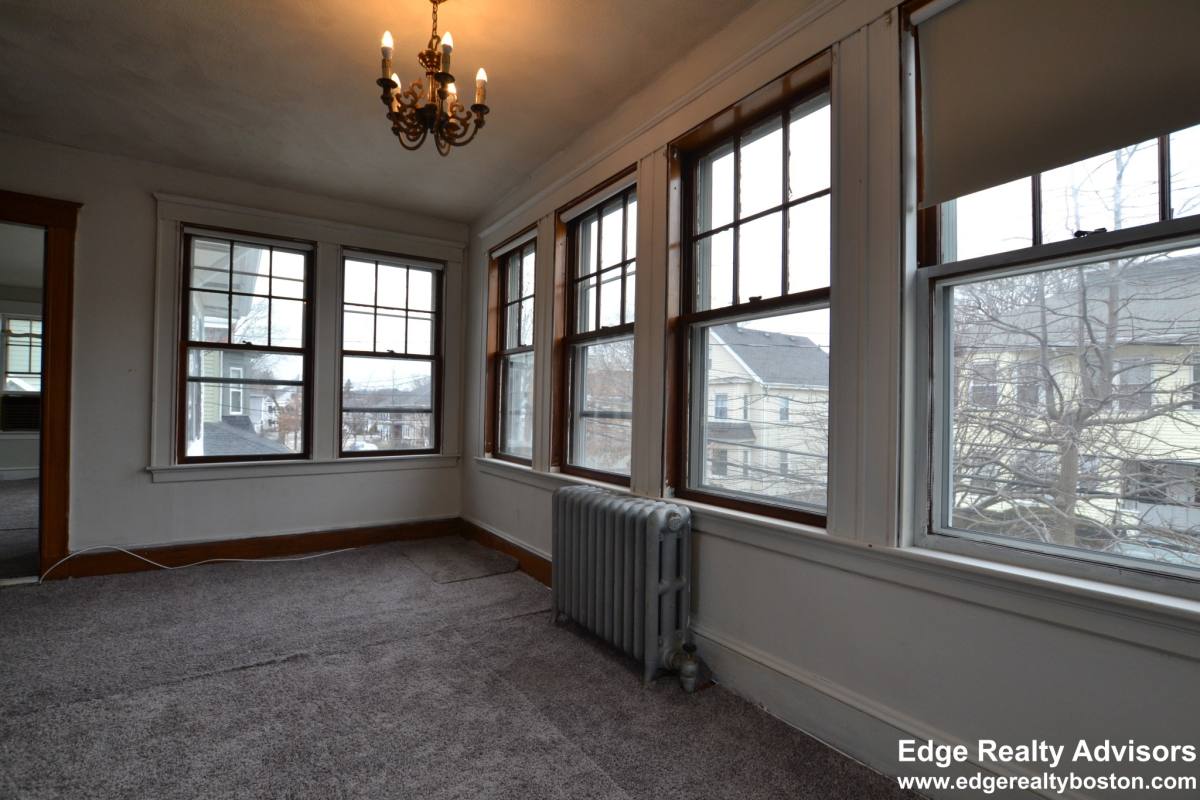 Apartment for rent at 29 Washington Ave, Waltham, MA 02453