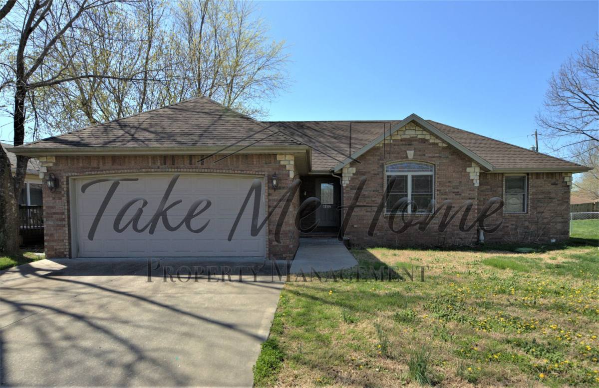 House for rent at 4902 E Farm Rd, Springfield, MO 65809