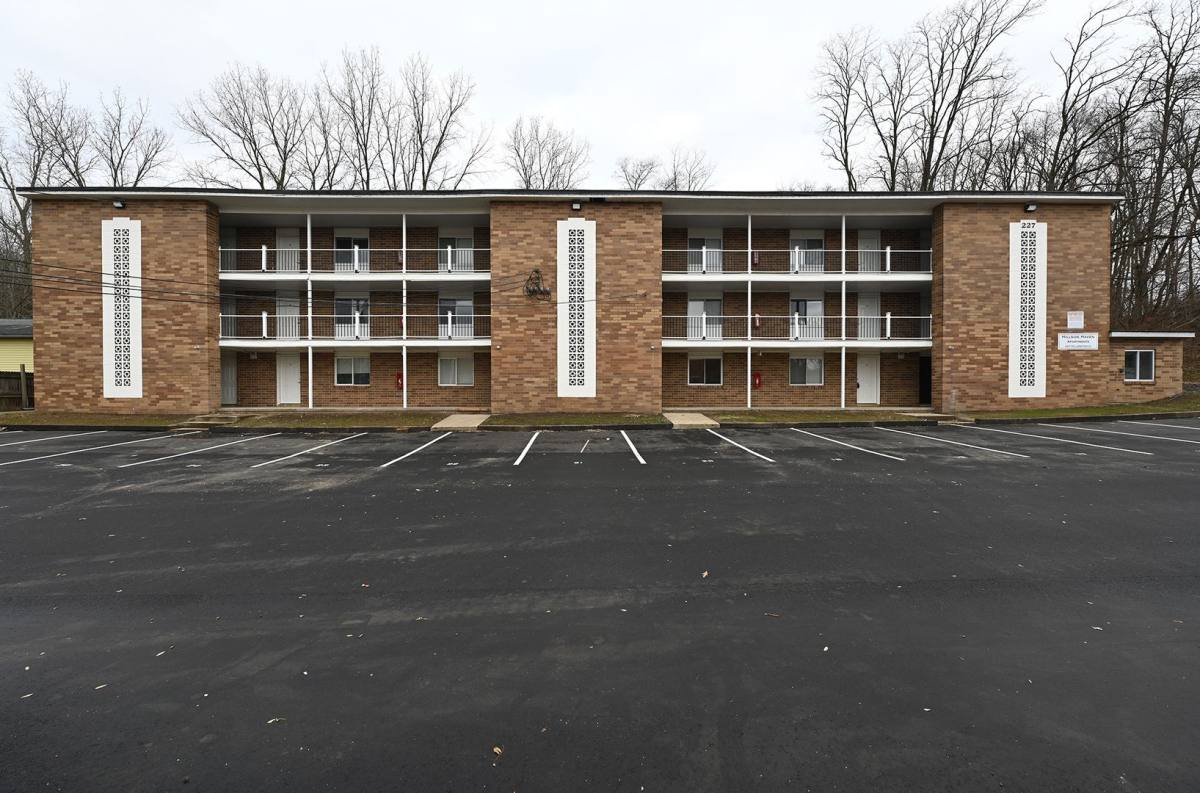 227 Hillside Circle #5, Mansfield, OH 44907 - Apartment For Rent - Image 1
