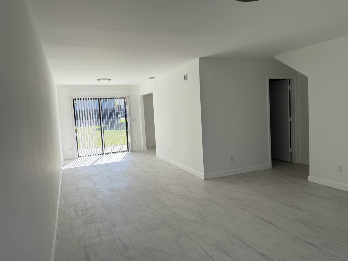 Townhouse for rent at 2103 Wharf Lane, Lake Worth, FL 33463