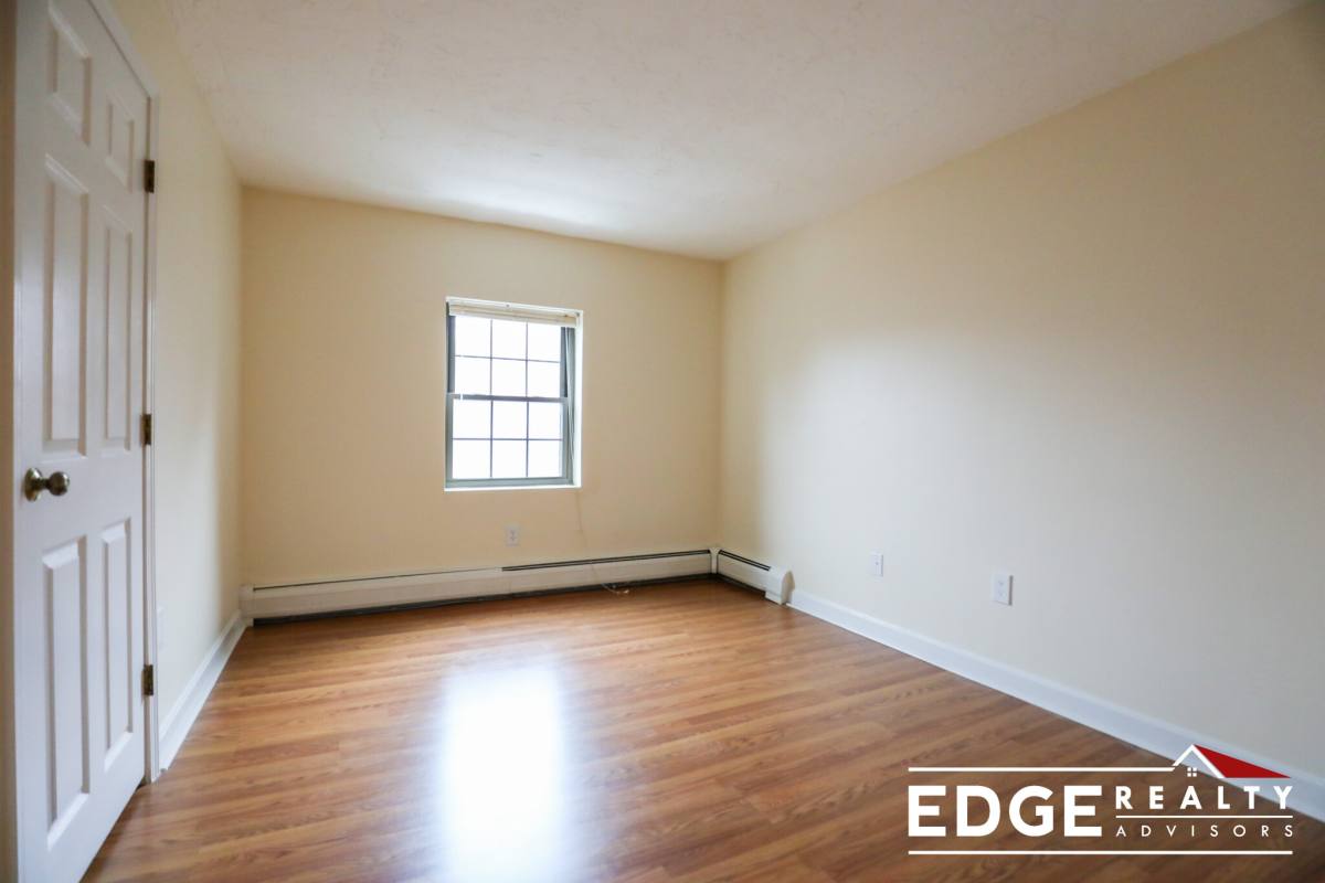 Apartment for rent at 16 Winter St #35C, Waltham, MA 02451