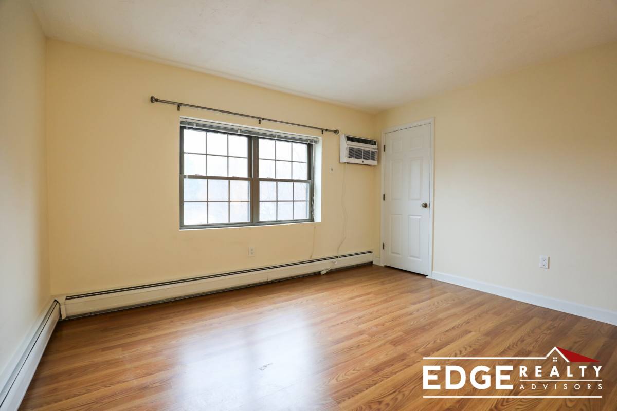 Apartment for rent at 16 Winter St #35C, Waltham, MA 02451