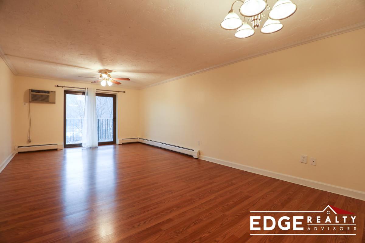 Apartment for rent at 16 Winter St #35C, Waltham, MA 02451