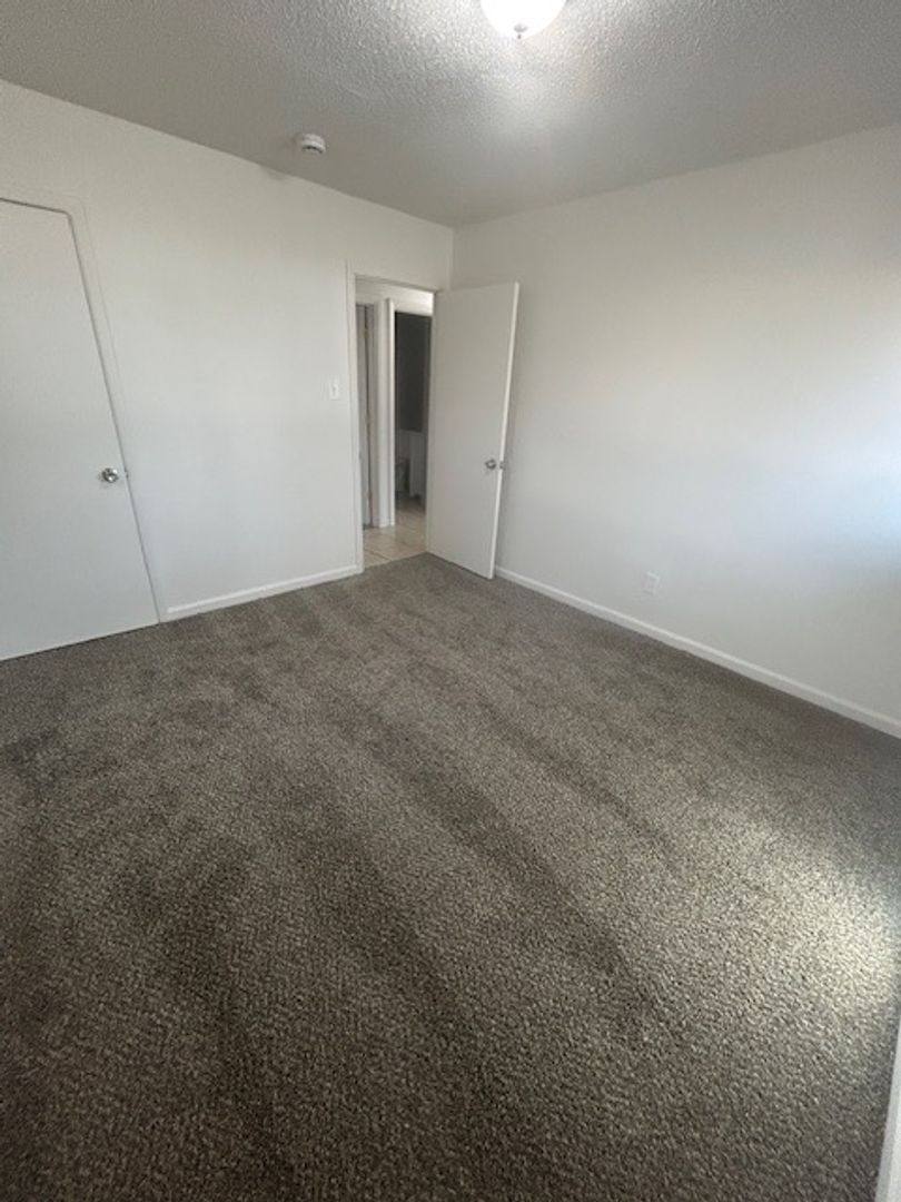 House for rent at 23 Delores Dr, East Saint Louis, IL 62206