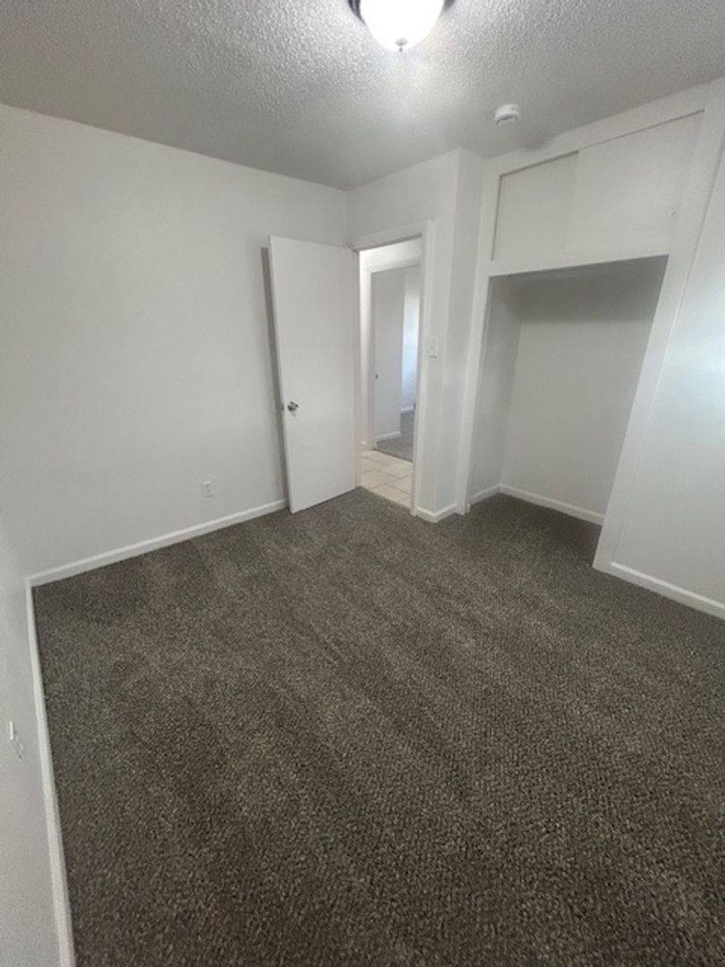 House for rent at 23 Delores Dr, East Saint Louis, IL 62206