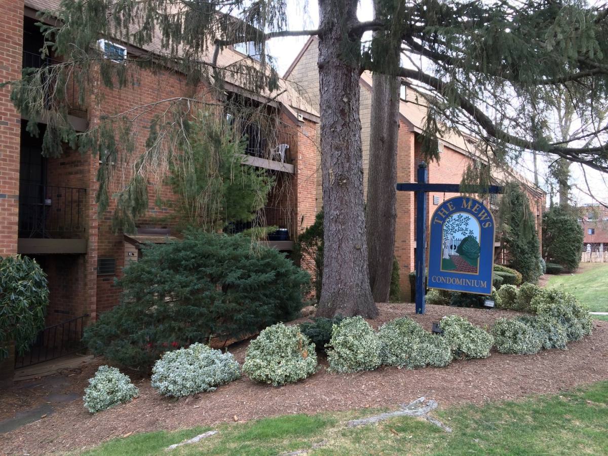 Condo for rent at 38 N Main St, West Hartford, CT 06107