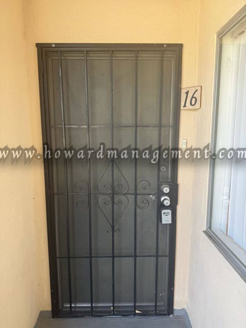 Apartment for rent at 8371 Northgate Ave, Canoga Park, CA 91304